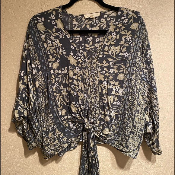 Printed Boho blouse with wrap in center - Picture 1 of 2